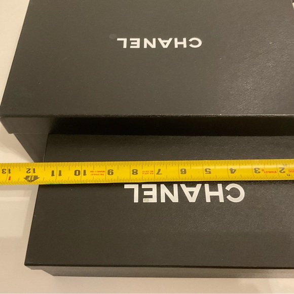Chanel shoe boxes - Picture 2 of 3